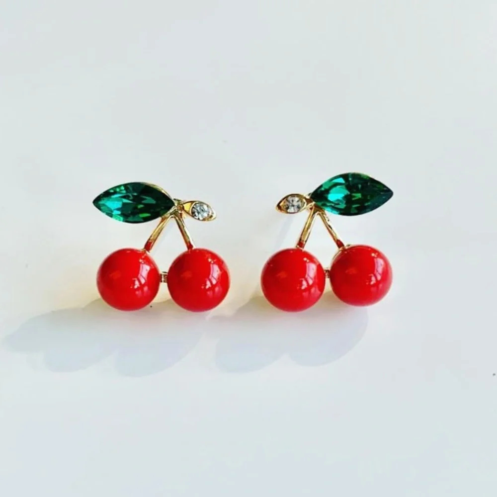 Cute cherry earrings new - Picture 1 of 3